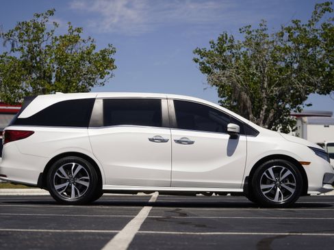 Used 2024 Honda Odyssey Touring image 7