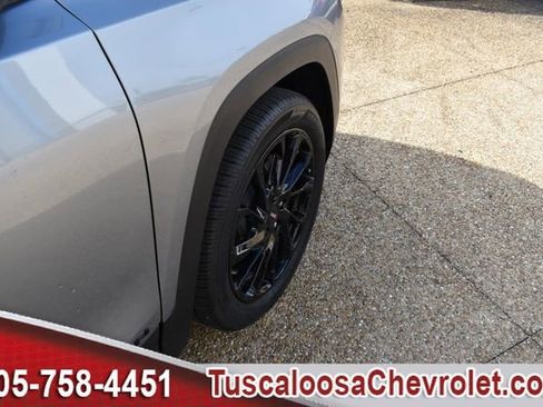 Used 2024 GMC Terrain SLE w/ Driver Convenience Package image 13