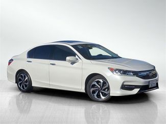 Used 2017 Honda Accord EX-L image 1