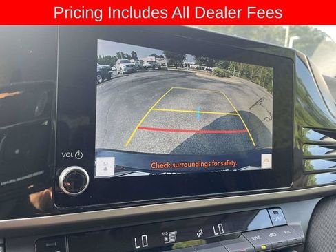 Used 2025 Toyota Camry LE FWD image 32