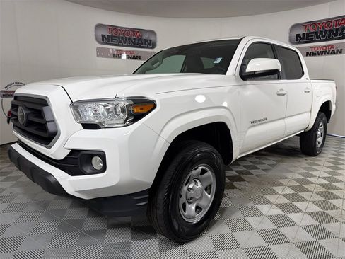 Used 2022 Toyota Tacoma SR5 image 7