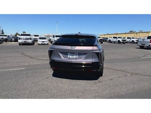 Certified 2024 Cadillac Lyriq Tech w/ Driver Assist Package RWD image 10