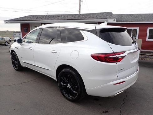 Used 2018 Buick Enclave Avenir w/ Trailering Package AWD/4WD image 4