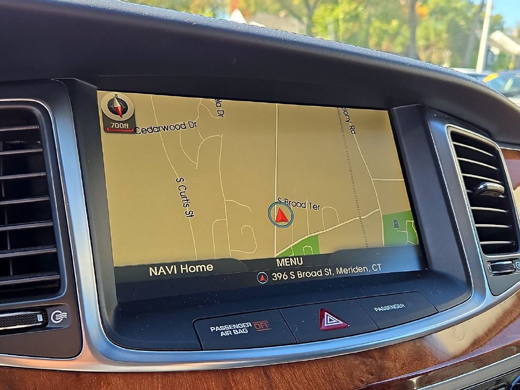 Used 2014 Hyundai Equus Signature RWD image 21