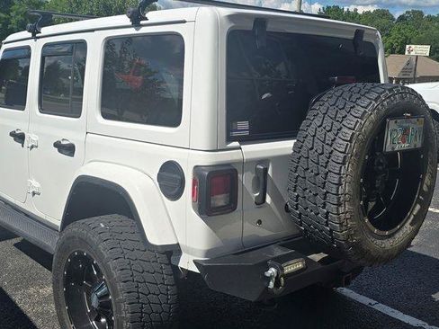 Used 2020 Jeep Wrangler Unlimited Sahara AWD/4WD image 5