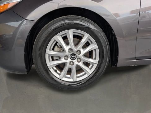 Used 2018 MAZDA MAZDA3 Sport w/ Preferred Equipment Package FWD image 28