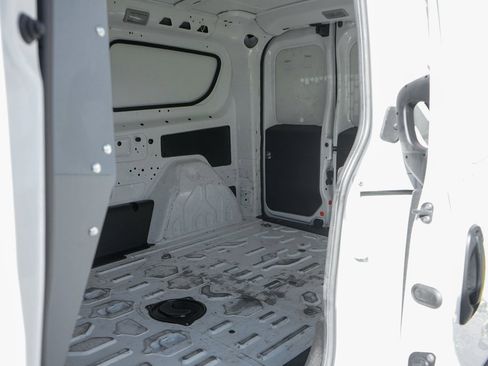 Used 2022 RAM ProMaster City Tradesman image 8