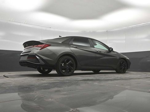 New 2026 Hyundai Elantra SEL Sport FWD image 44