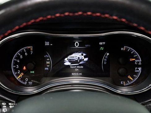 Used 2021 Jeep Grand Cherokee Trailhawk image 12