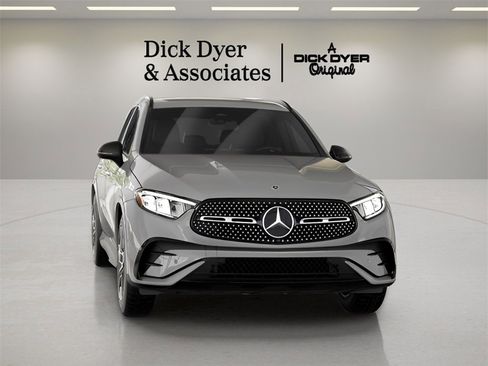 Used 2025 Mercedes-Benz GLC 300 GLC 300 image 34