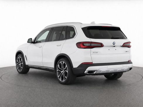 Used 2023 BMW X5 sDrive40i w/ Parking Assistance Package RWD image 6