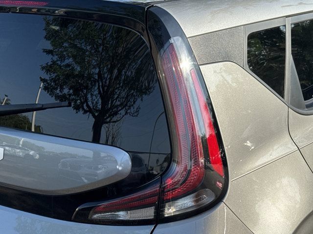 Used 2025 Kia Soul EX FWD image 10