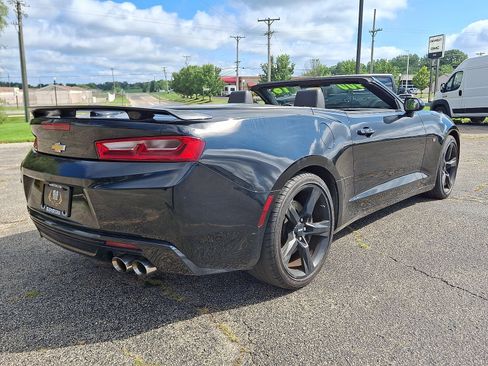 Used 2016 Chevrolet Camaro SS RWD image 25