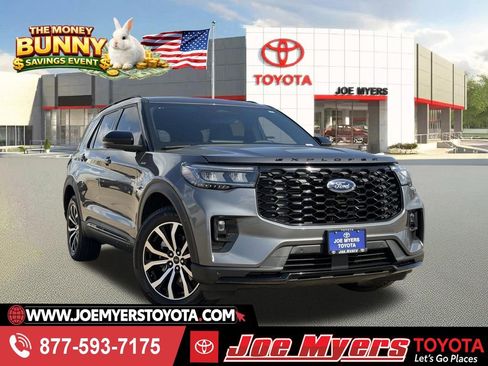 Used 2025 Ford Explorer ST-Line AWD/4WD image 1