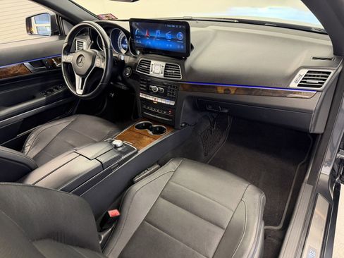 Used 2014 Mercedes-Benz E 350 Cabriolet image 28