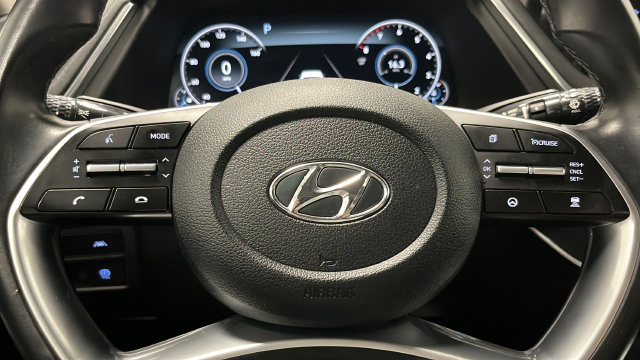 Used 2021 Hyundai Sonata SEL w/ Convenience Package FWD image 16