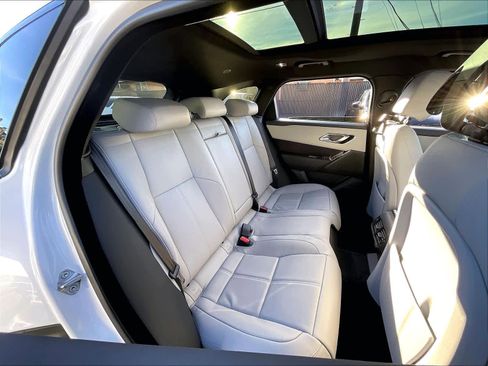 New 2026 Land Rover Range Rover Velar Dynamic SE image 27