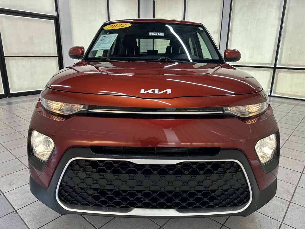 Used 2022 Kia Soul LX FWD image 12