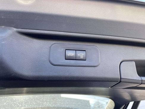 Used 2025 Toyota Grand Highlander XLE image 50