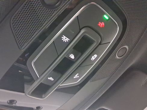 Used 2025 Audi Q5 e Premium Plus image 28