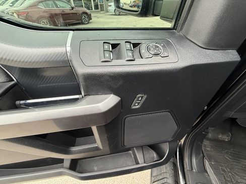 Used 2020 Ford F150 XLT image 12