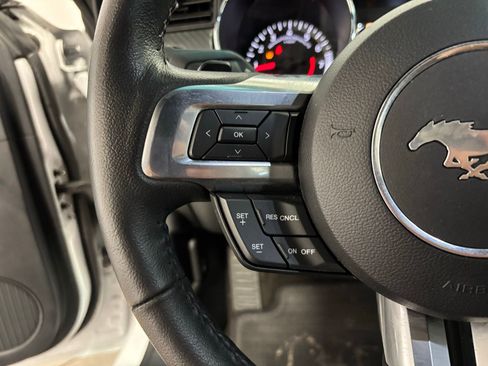 Used 2015 Ford Mustang Coupe image 20