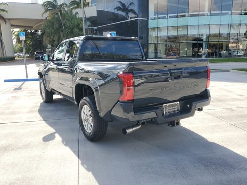 Used 2025 Toyota Tacoma SR5 RWD image 8