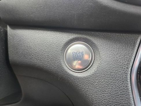 Used 2020 Hyundai Santa Fe SEL w/ Convenience Package image 30