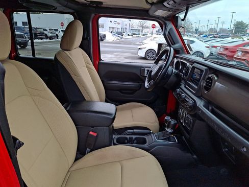 Used 2021 Jeep Wrangler Unlimited Sport image 12