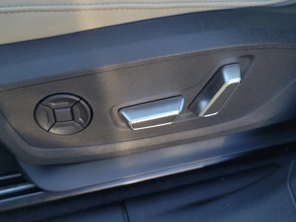 New 2026 Audi Q3 quattro 2.0T AWD/4WD image 17