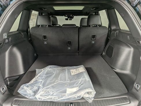 New 2026 Jeep Grand Cherokee Limited image 10