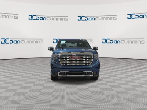 Used 2024 GMC Sierra 1500 Denali w/ Denali Reserve Package AWD/4WD image 3