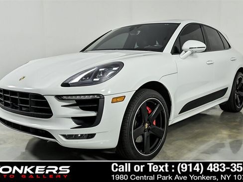 Used 2018 Porsche Macan GTS AWD/4WD image 1