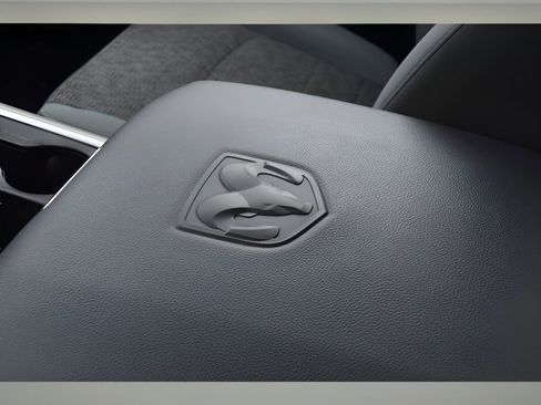 Used 2017 RAM 1500 Big Horn image 39