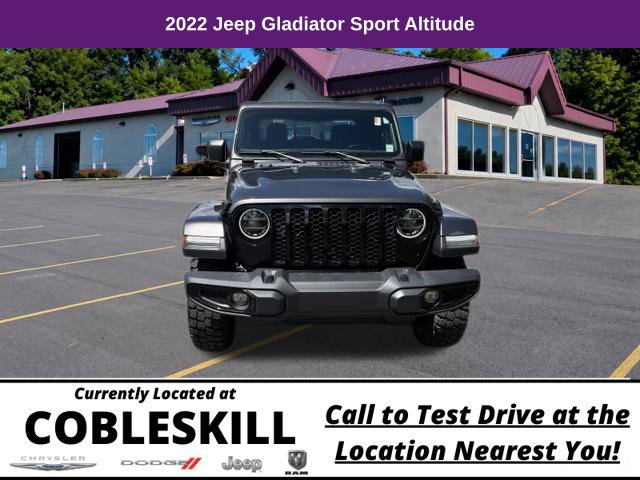 Used 2022 Jeep Gladiator Sport AWD/4WD image 2