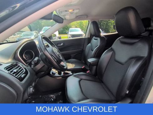 Used 2019 Jeep Compass Latitude AWD/4WD image 20