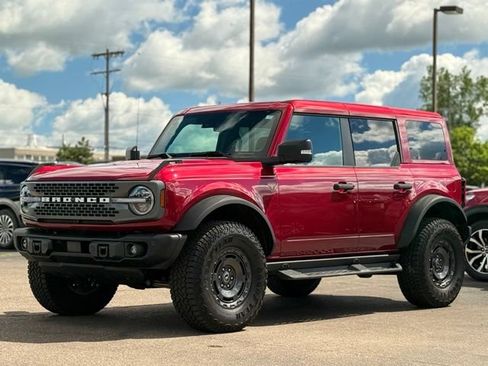 Certified 2025 Ford Bronco Badlands AWD/4WD image 35