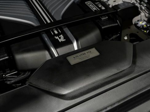 Used 2023 Rolls-Royce Cullinan Black Badge w/ Driver's Package image 69