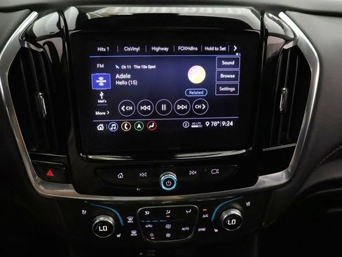 Used 2020 Chevrolet Traverse Premier w/ Redline Edition AWD/4WD image 25
