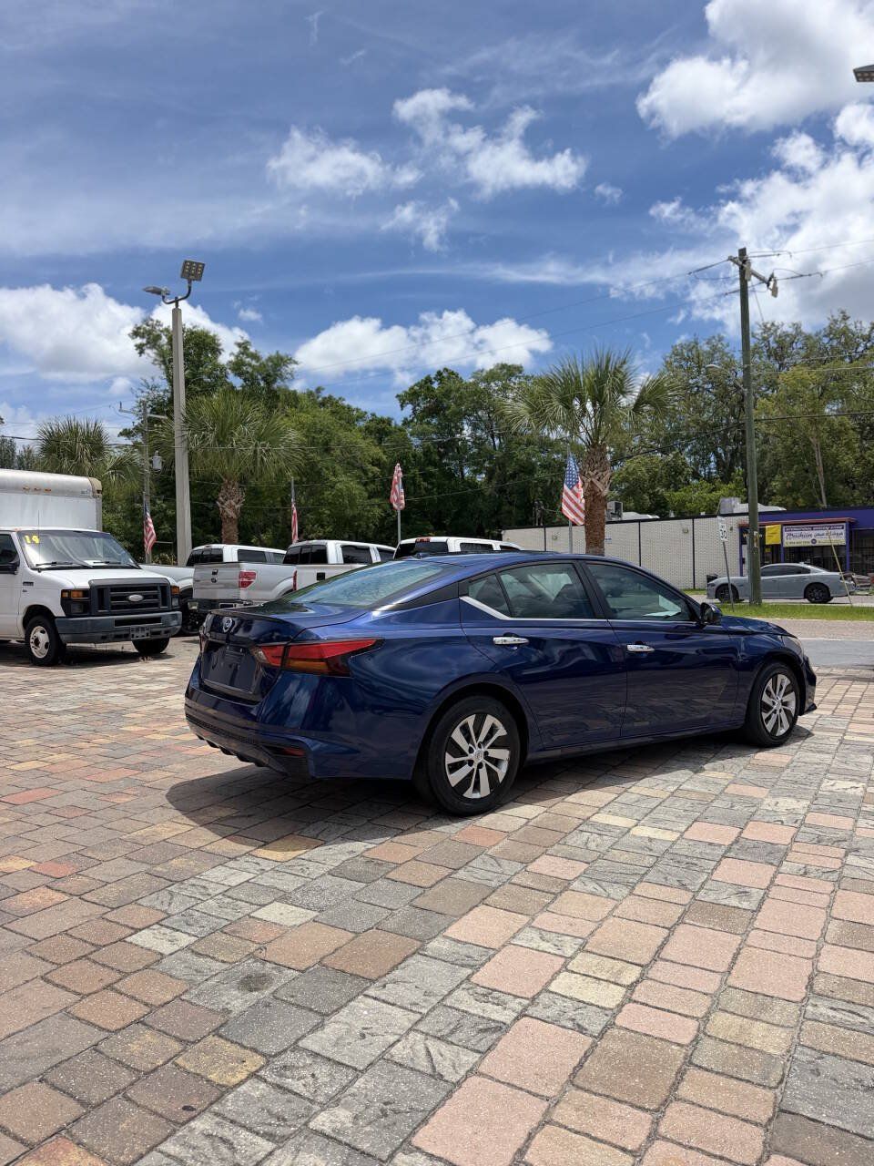 Used 2019 Nissan Altima 2.5 S FWD image 6