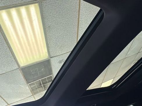 Used 2018 Ford Explorer Sport w/ Equipment Group 401A image 19