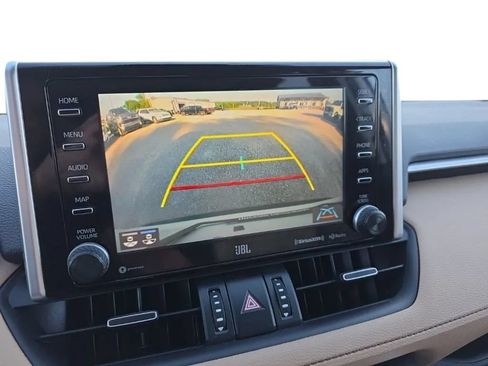 Used 2021 Toyota RAV4 XLE Premium AWD/4WD image 26