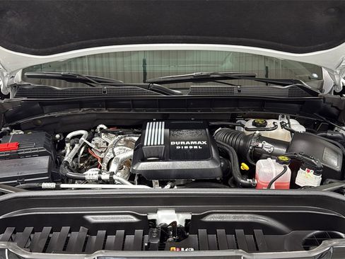 Used 2024 GMC Sierra 1500 AT4X image 25