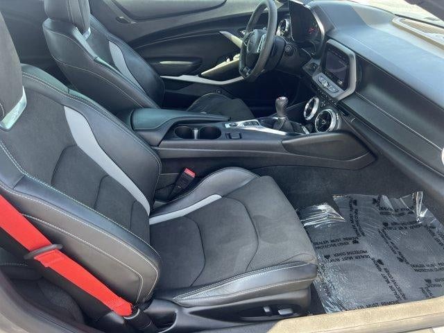Used 2021 Chevrolet Camaro SS RWD image 13