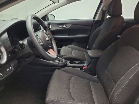 Used 2019 Kia Forte LXS FWD image 17