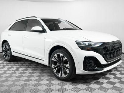 New 2025 Audi Q8 Premium Plus