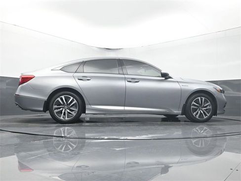 Used 2019 Honda Accord EX image 12