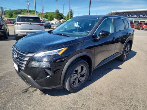 New 2026 Nissan Rogue SV w/ Cold Weather Package AWD/4WD image 4