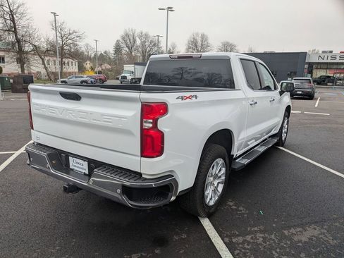 Used 2023 Chevrolet Silverado 1500 LTZ AWD/4WD image 5