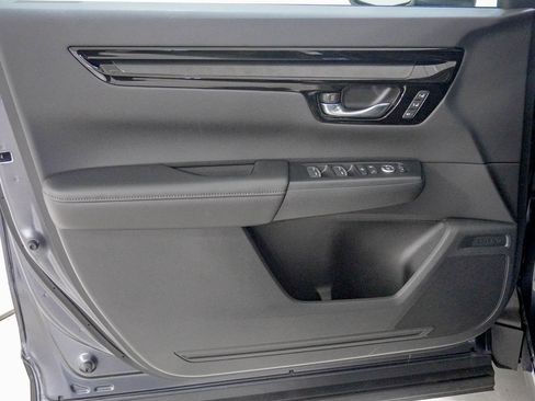 Certified 2025 Honda CR-V EX-L image 17